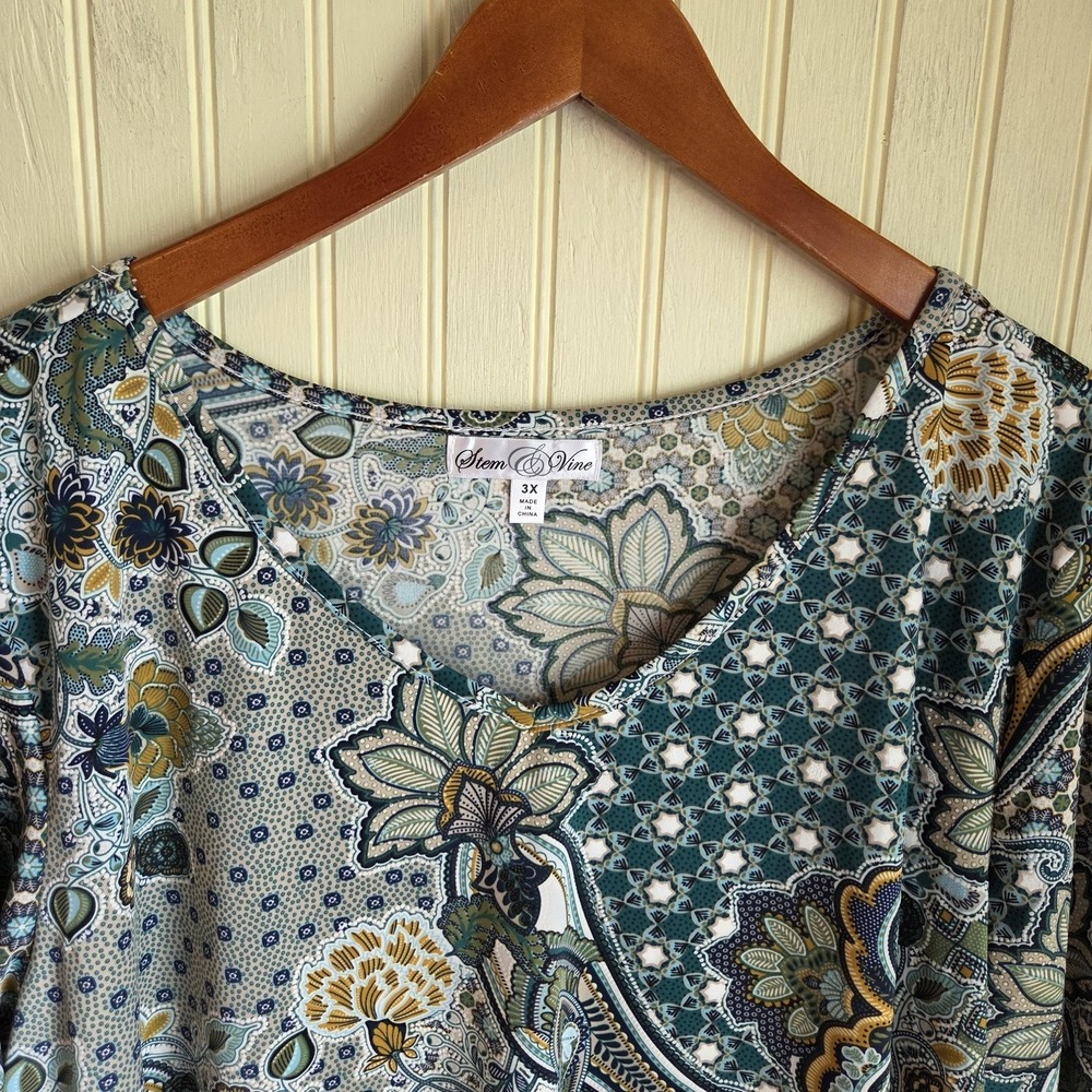 Stem & Vine Blouse Womens Plus 3X Green Scoop Neck 3/4 Bell Sleeve Paisley Tunic